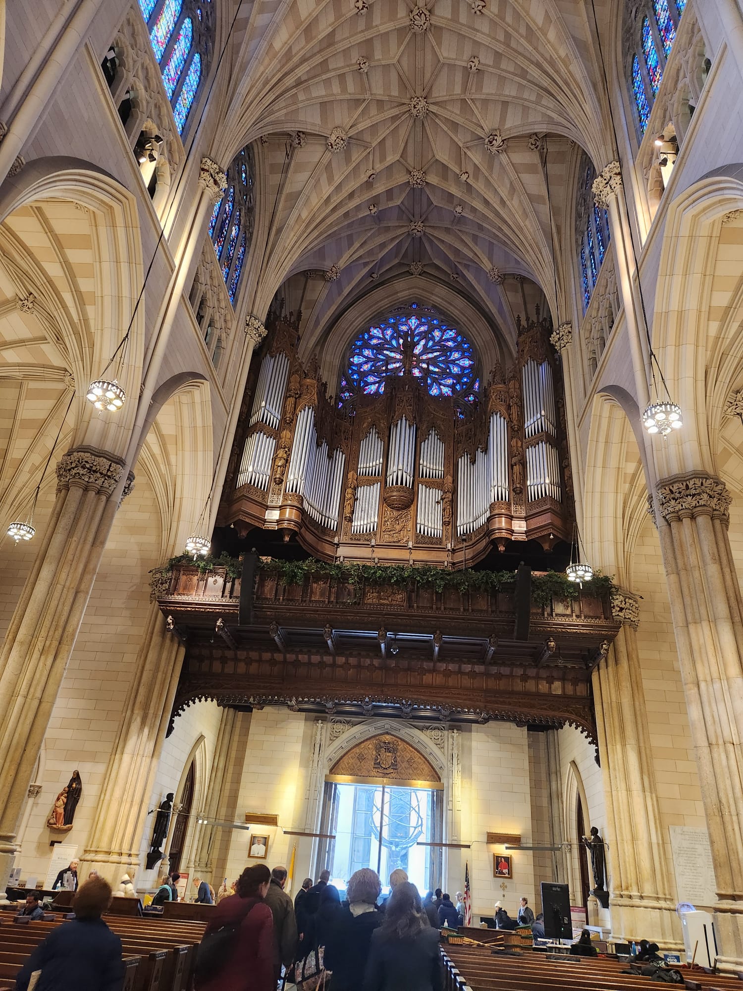 Club on the concert in the church St. Patrick Big Orchestra of West point Academy