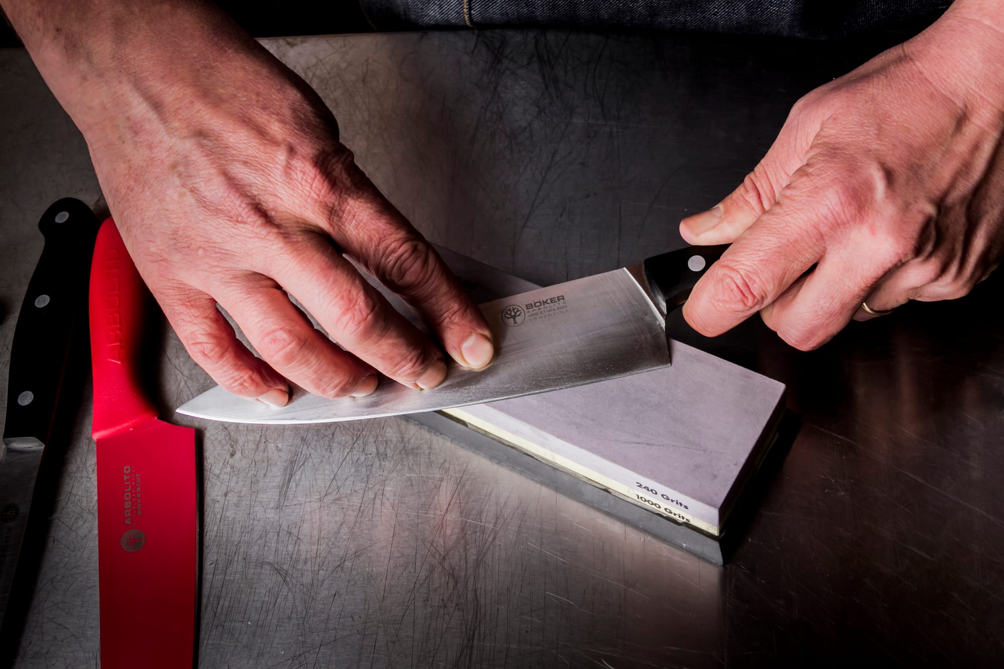 Cualquiera puede aprender a afilar sus cuchillos de cocina