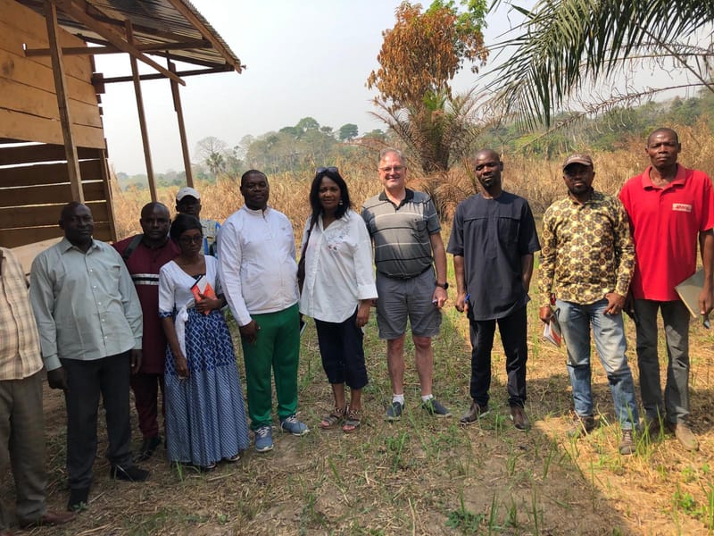 Visite du site de Boyagnano avec monsieur Le Maire, son équipe et chefs d'entreprises sélectionnéés pour le chantier