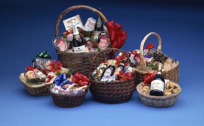 Thoughtful Gestures: How Food Hamper Baskets Bring Joy And Delight?