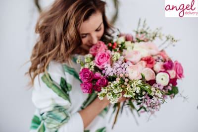 Flower Bouquet 101: Guide to Selecting and Gifting the Bouquets