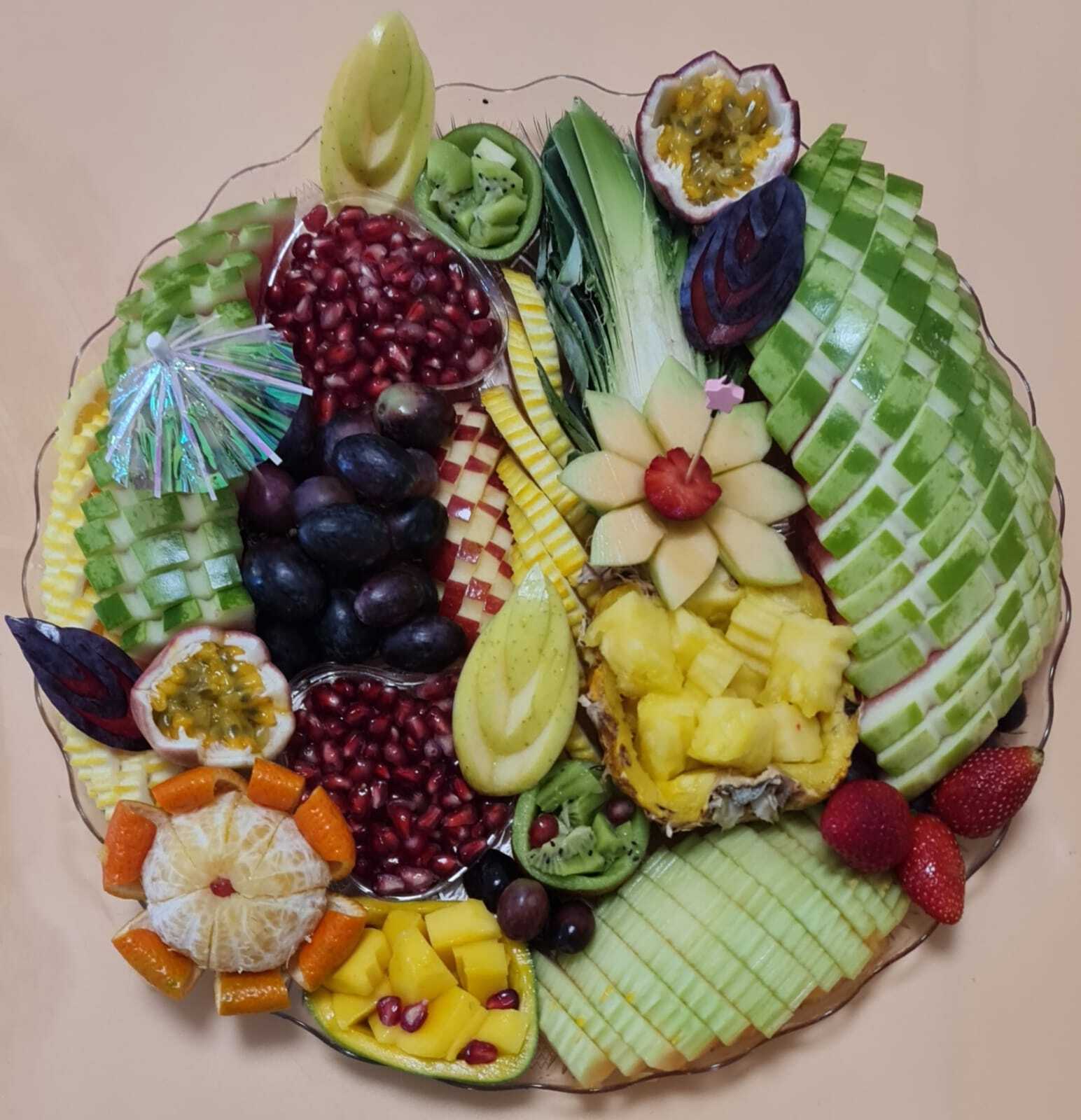  ממגוון פירות טעימים ומתוקים