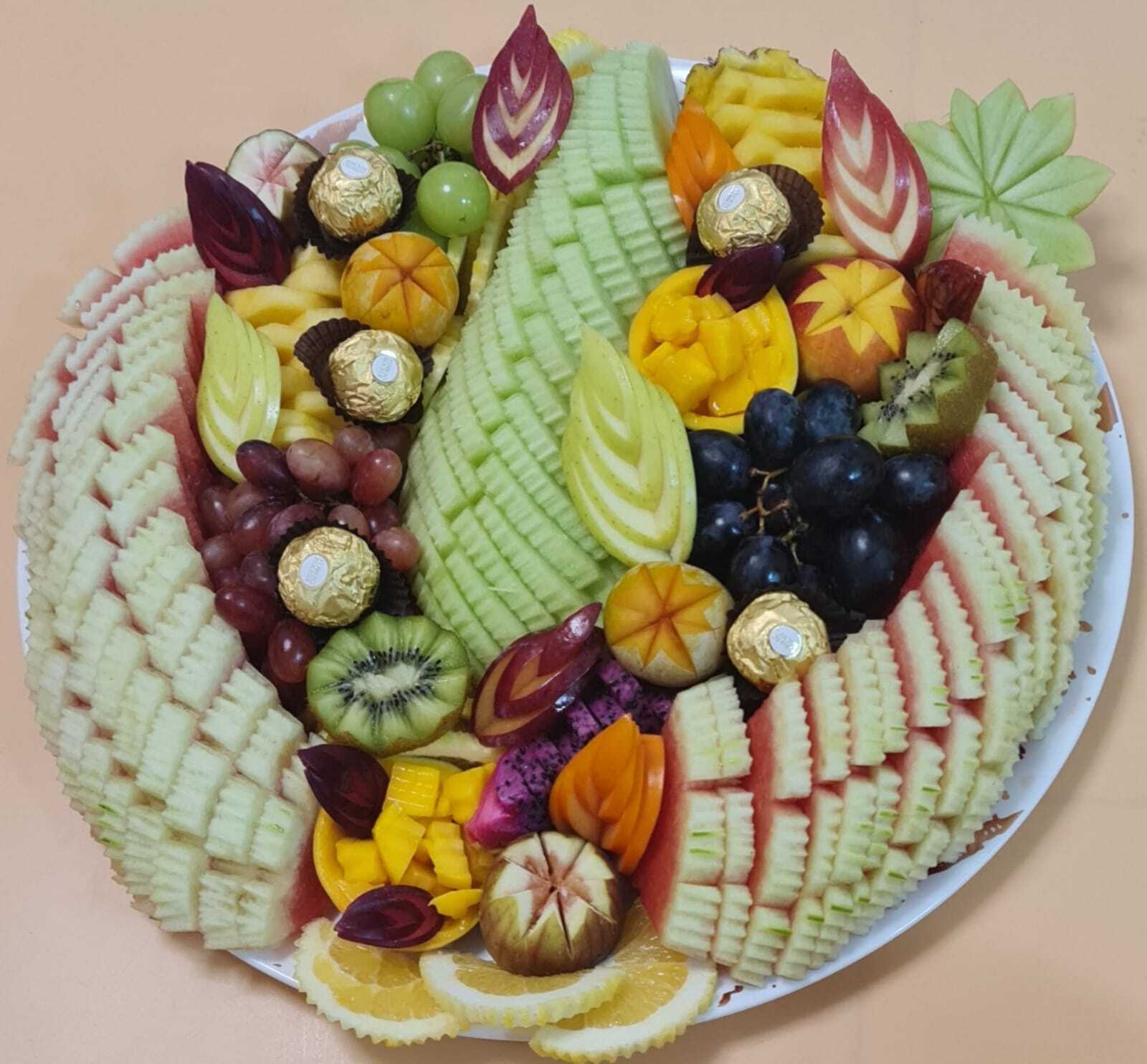  ממגוון פירות טעימים ומתוקים