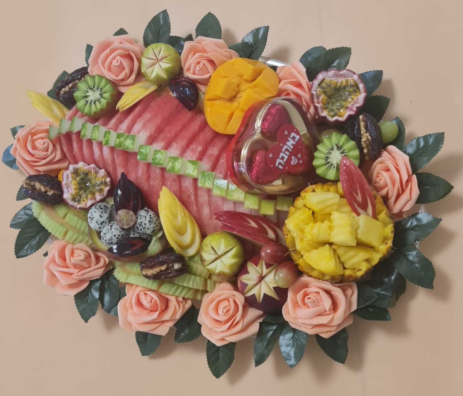  ממגוון פירות טעימים ומתוקים