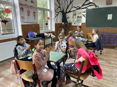 Concurs școlar ”Mesevetélkedő”(Concurs de povești) organizat la Școala Gimnazială Dr. Balasi József