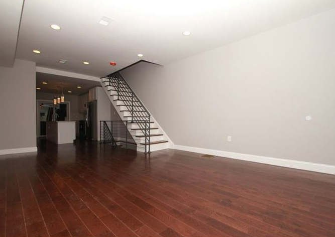 לאחר הריסה ובנייה מחדש