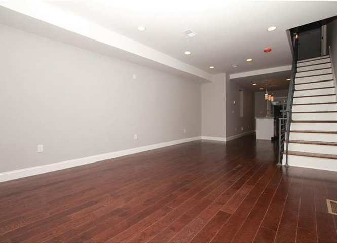 לאחר הריסה ובנייה מחדש