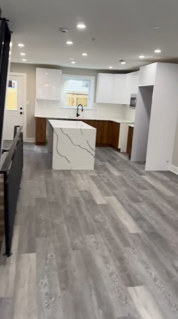 נכס בנוי ומוכן למכירה