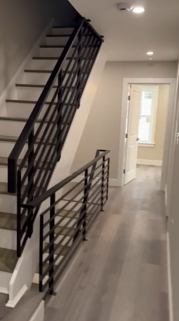 נכס בנוי ומוכן למכירה