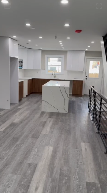 נכס בנוי ומוכן למכירה