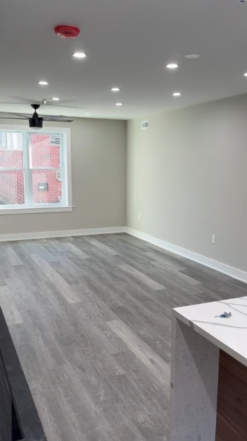 נכס בנוי ומוכן למכירה