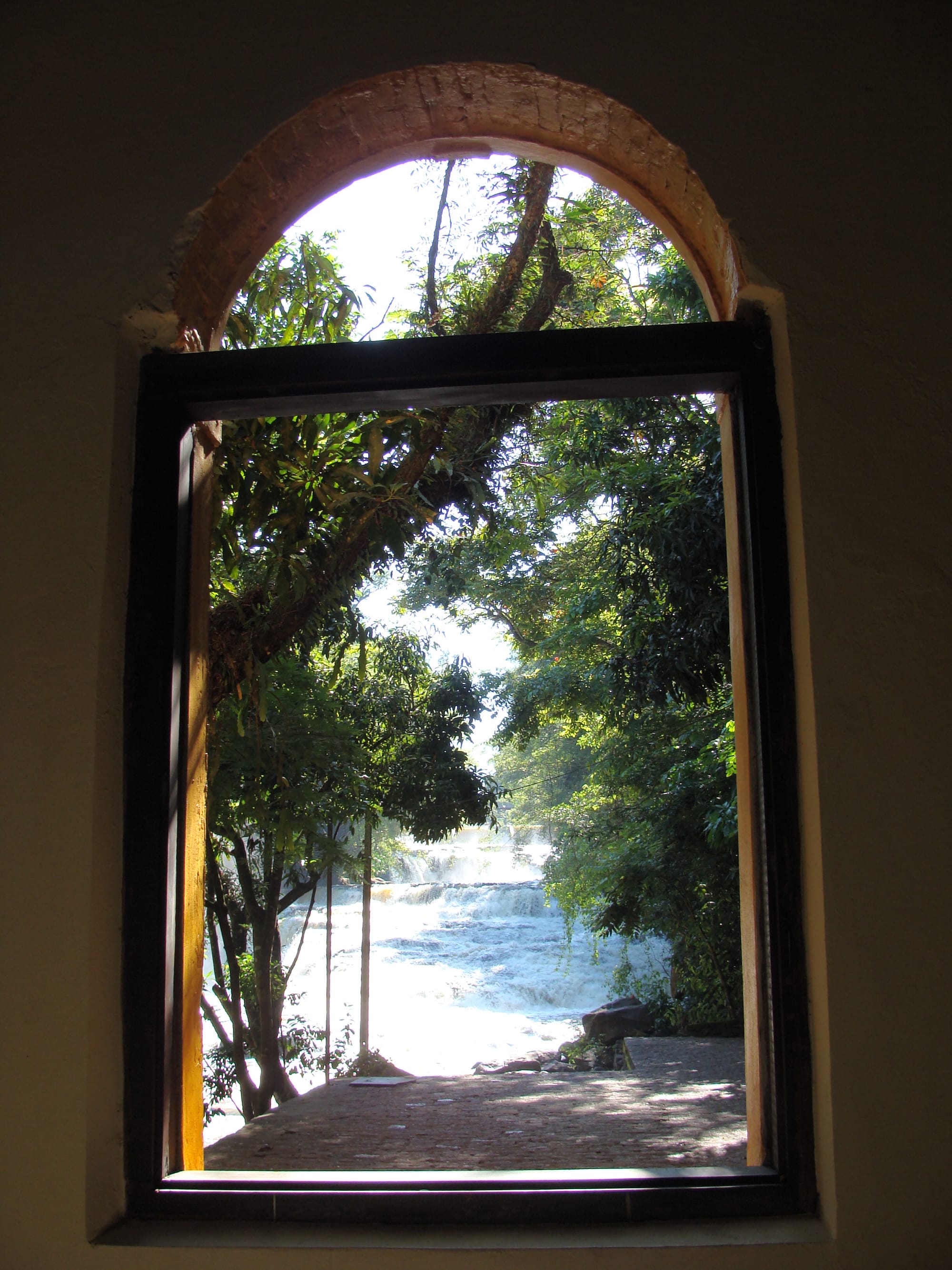 Janela da Casa das Máquinas - Parque dos Saltos