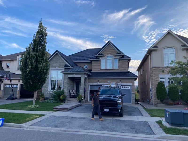 Why Metal Roofs are a Top Choice for Today's Best Building Pros