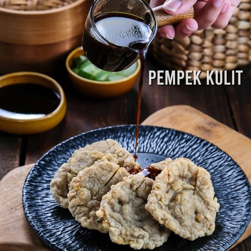 PEMPEK KULIT