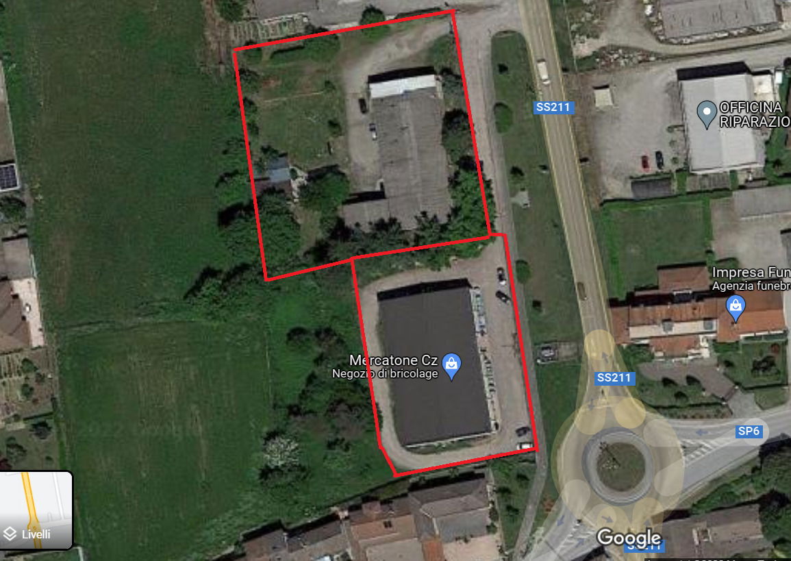 Capannone 856 mq, Abitazione 110 mq, Terreno 400 mq