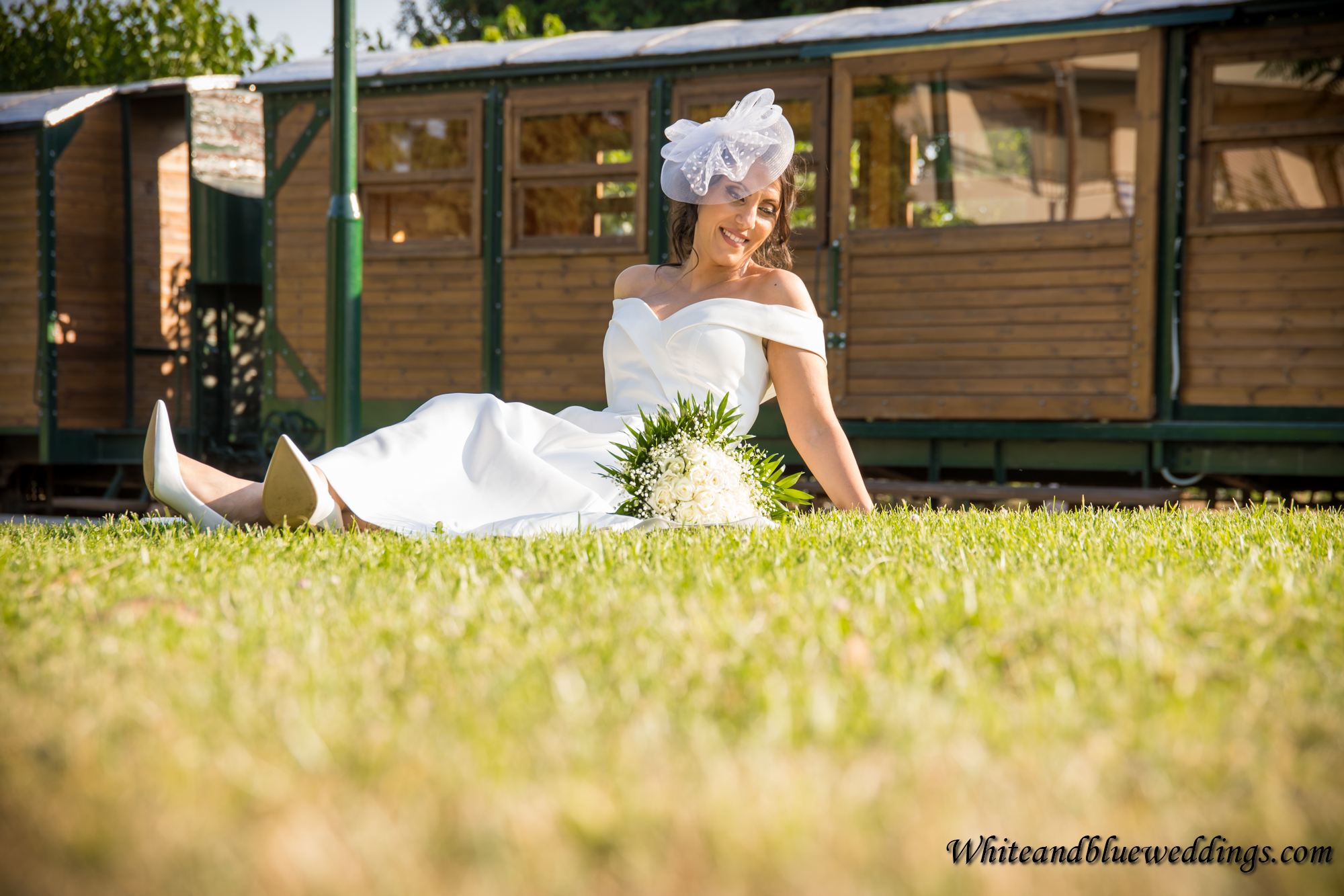 whiteandblueweddings