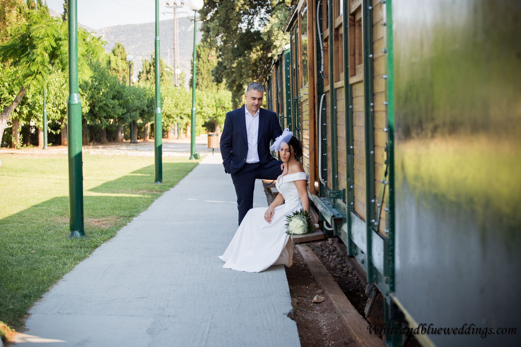 whiteandblueweddings
