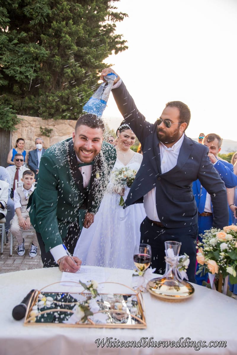 Timeless Elegance: Pre-Wedding & Γάμος του Ηλία & της Έφης στο Κτήμα Φαίδρα | White and Blue Weddings