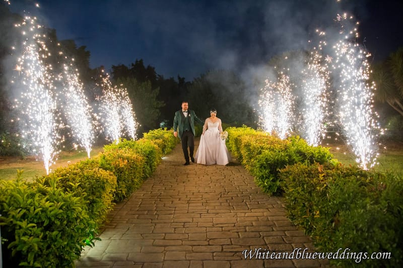 Timeless Elegance: Pre-Wedding & Γάμος του Ηλία & της Έφης στο Κτήμα Φαίδρα | White and Blue Weddings