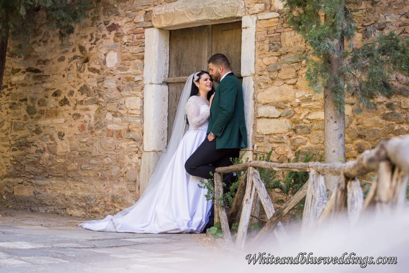 Timeless Elegance: Pre-Wedding & Γάμος του Ηλία & της Έφης στο Κτήμα Φαίδρα | White and Blue Weddings