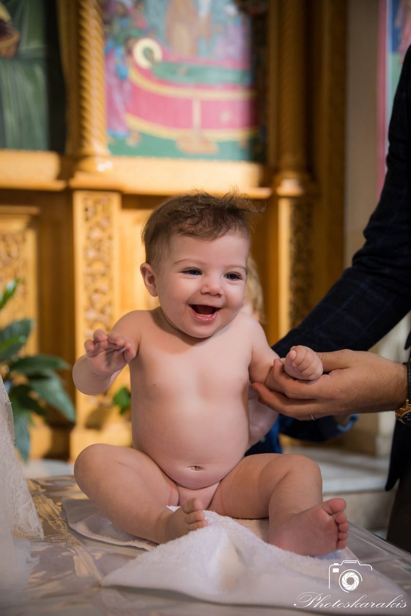 A Day of Grace: Η Βάπτιση της Βεατρίκης | White and Blue Weddings