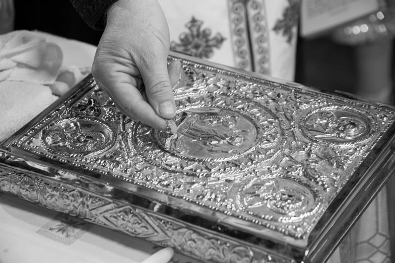 A Colorful Celebration: Η Βάπτιση της Ίριδας στο Πόρτο Ράφτη | White and Blue Weddings