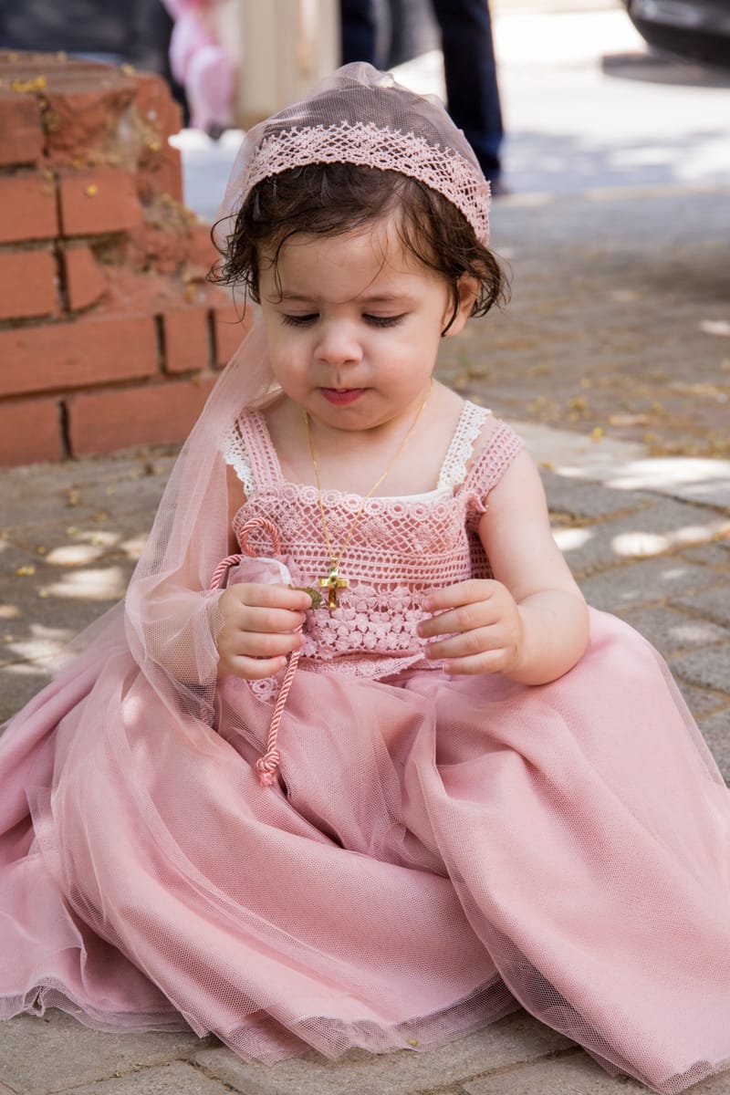 A Colorful Celebration: Η Βάπτιση της Ίριδας στο Πόρτο Ράφτη | White and Blue Weddings