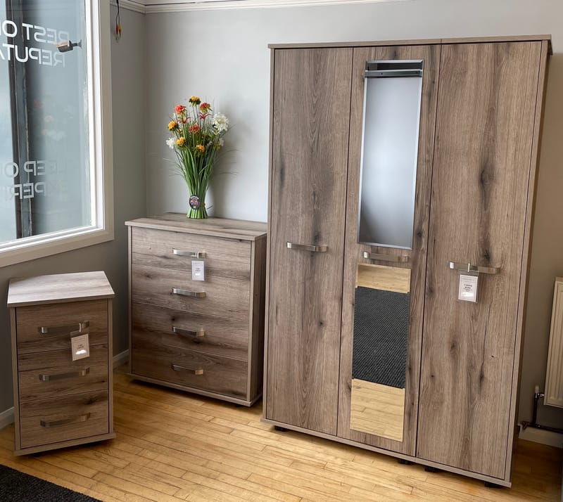 Flow bedroom range