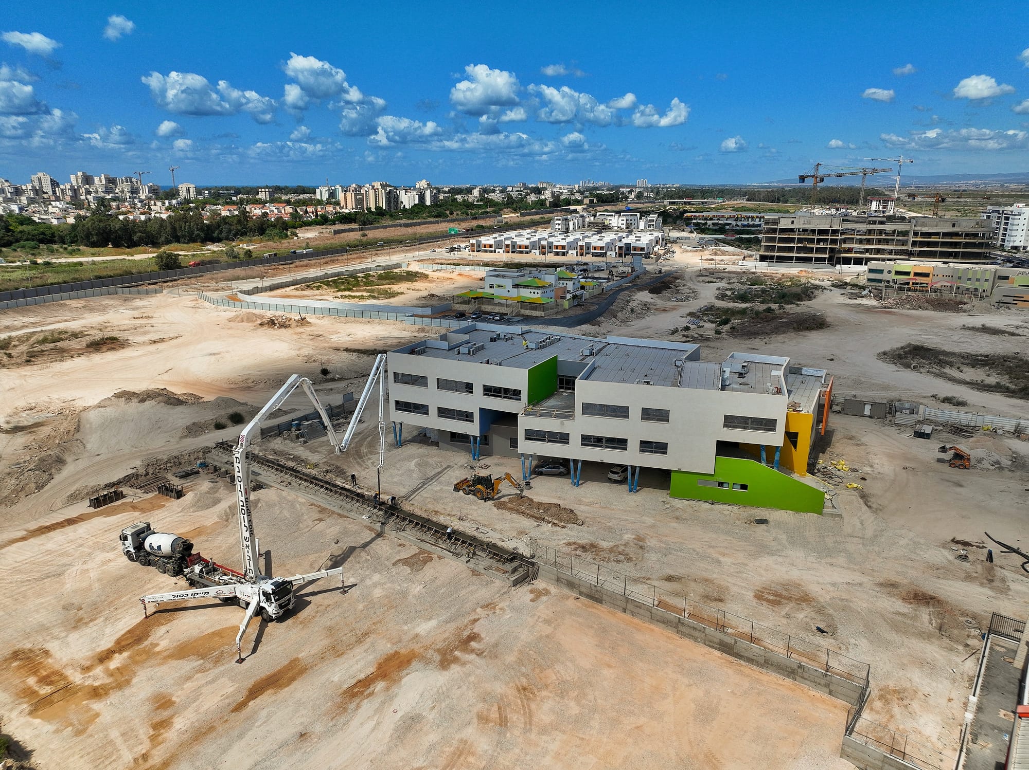 מבנים ואדריכלות 