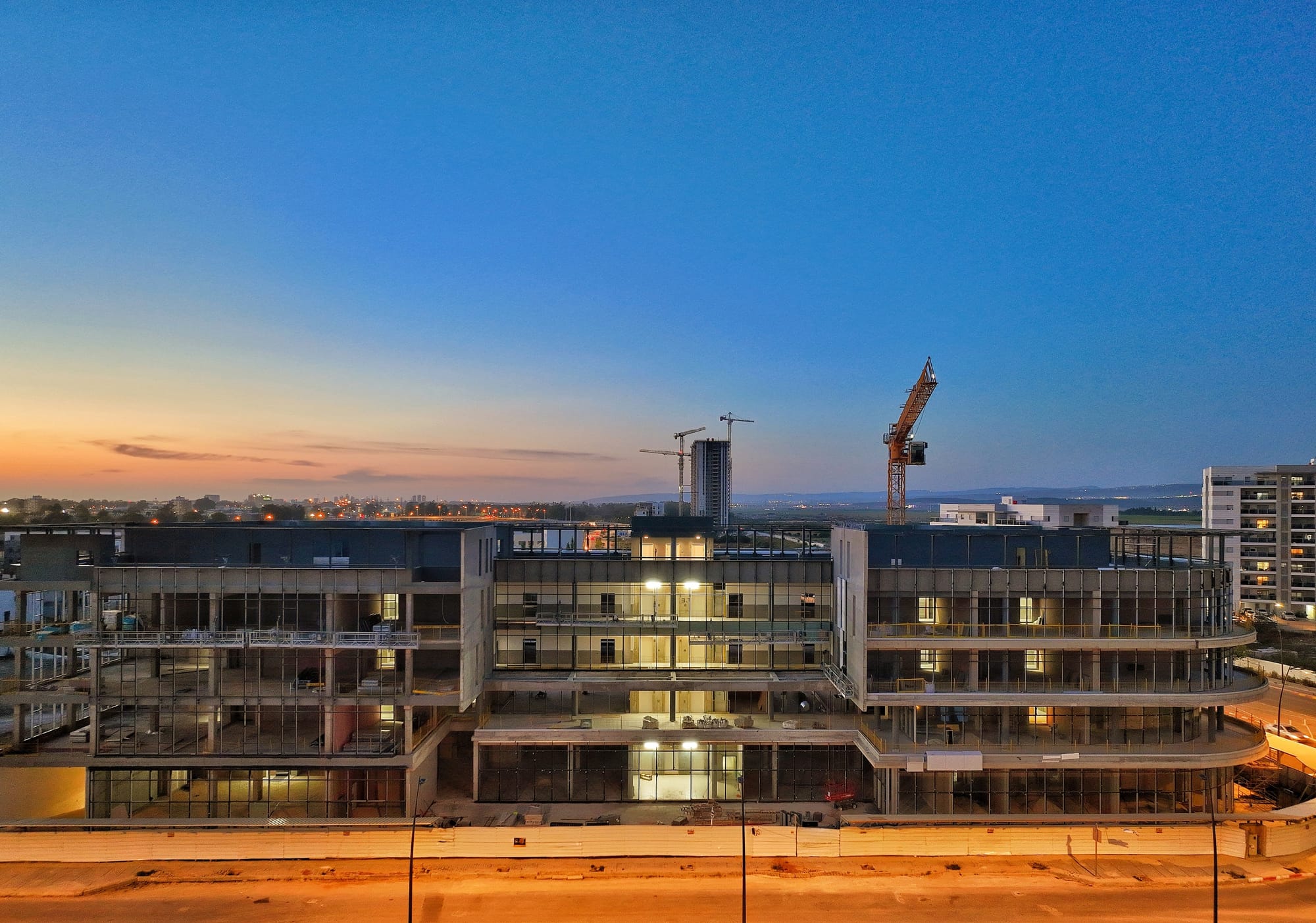 מבנים ואדריכלות 