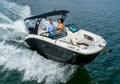 Sailing in Style: Unveiling the Allure of Luxury Boat and Yacht Rentals in Miami
