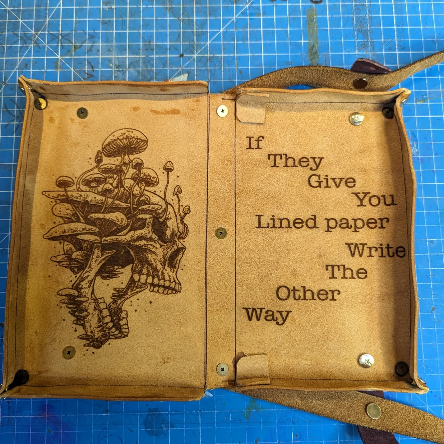 Dice bag and roll table 