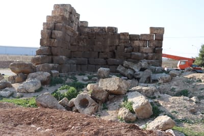 Khrebet Al-Souq Shrine &amp; Suhail Castle image