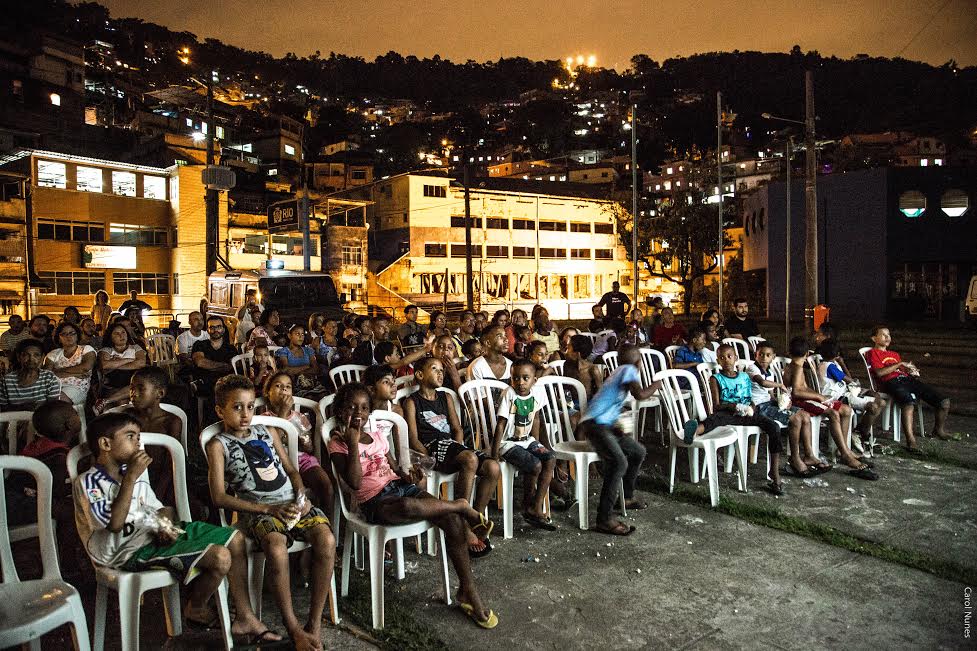 CINEMA NA PRAÇA