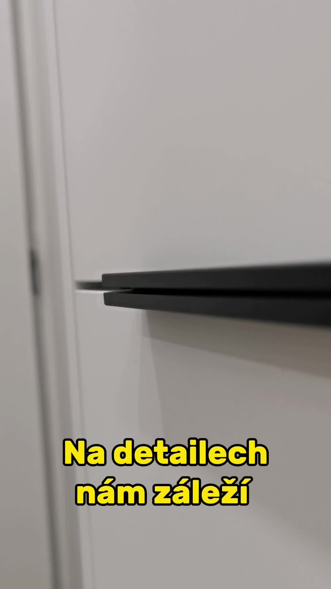 Vestavěná skříň s nikou