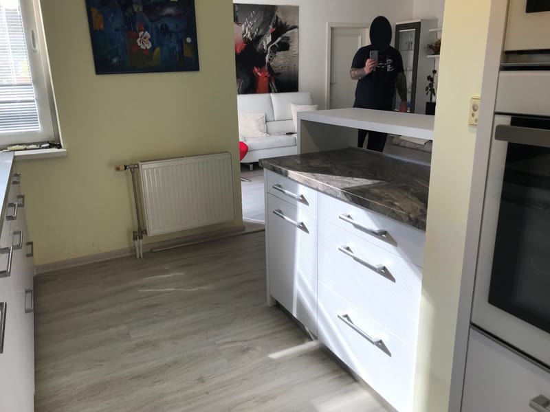 Kuchyňská linka s ostrůvkem