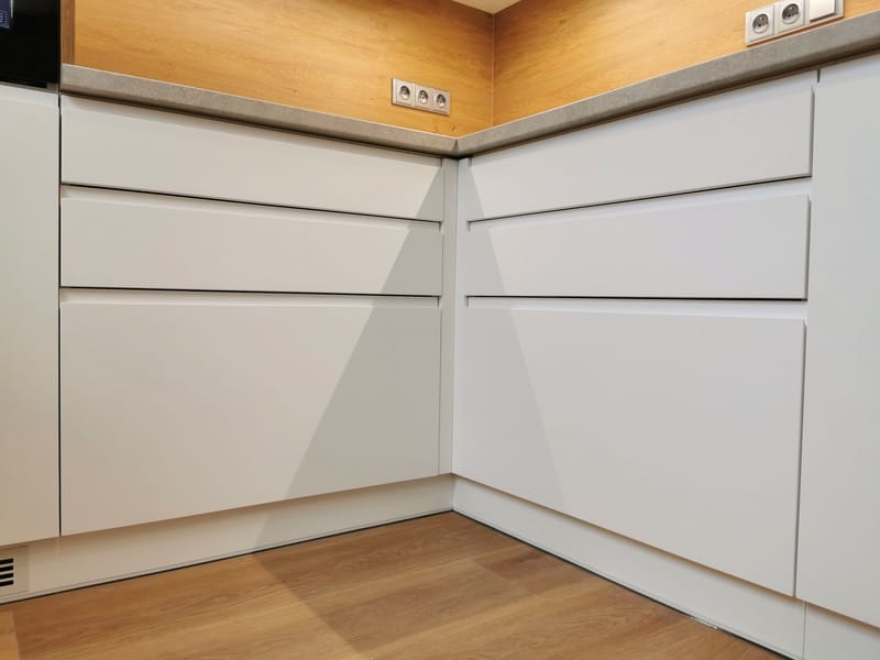 Kuchyně dub s bílou