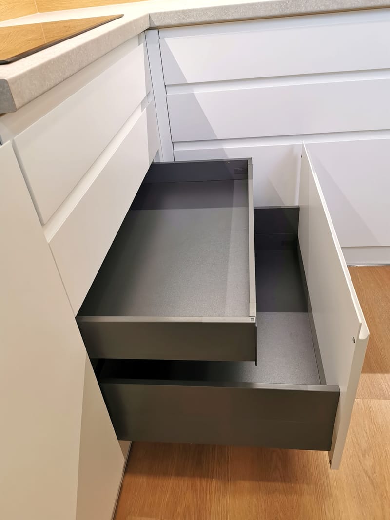 Kuchyně dub s bílou