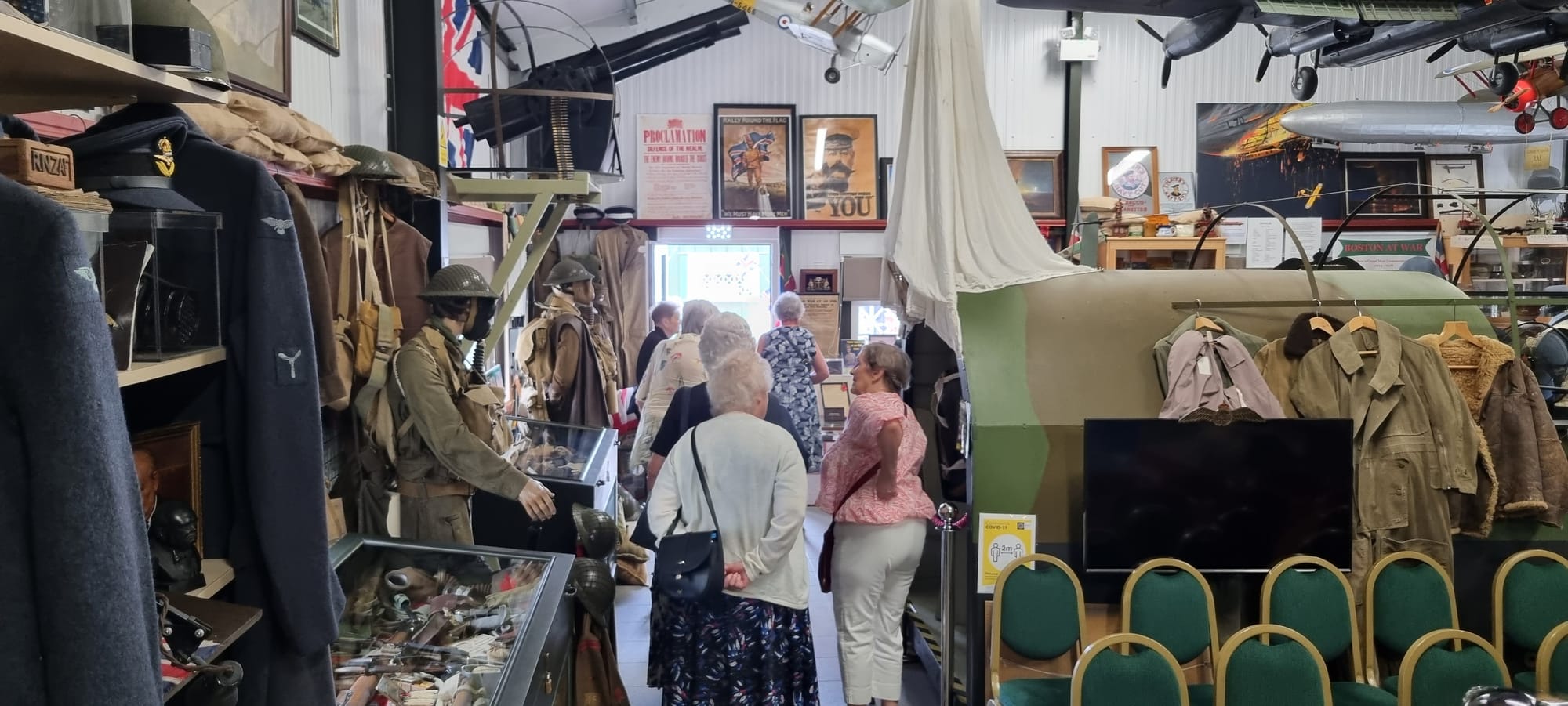 LISTEN - AIR RAID SIREN!