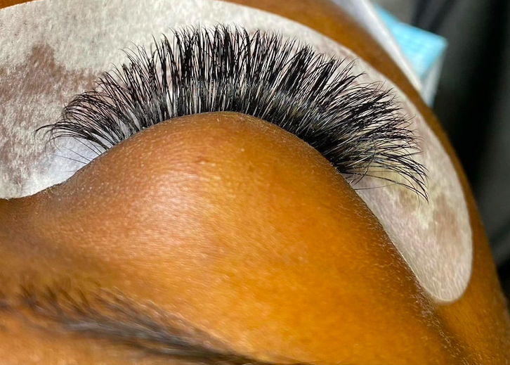 Before You Get Lash Extensions, Know This