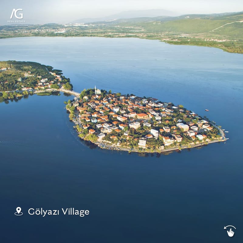 ذات الرداء الأخضر