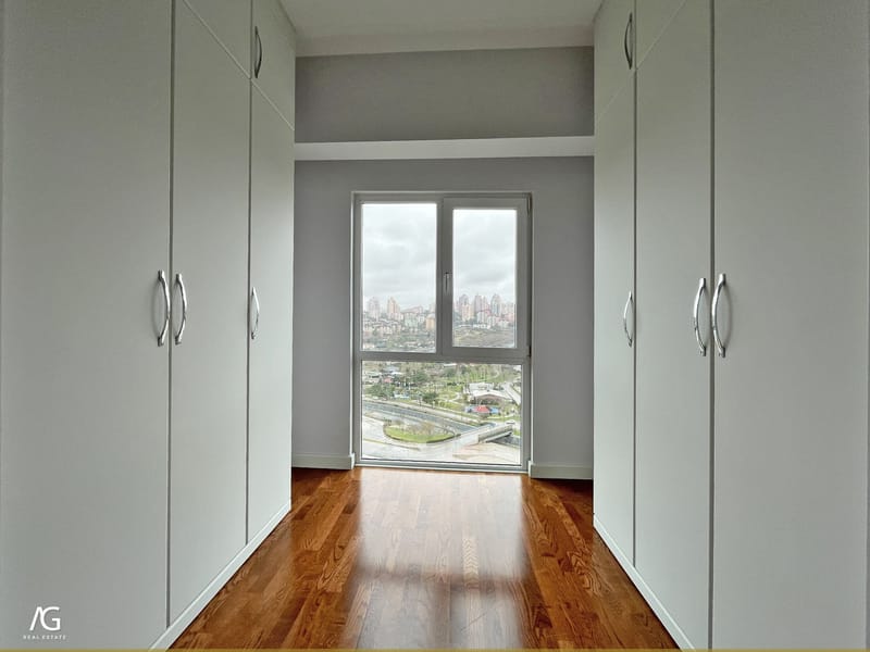 -- تم التأجير --