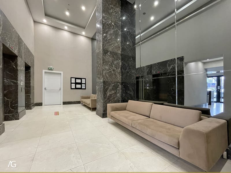 -- تم التأجير --