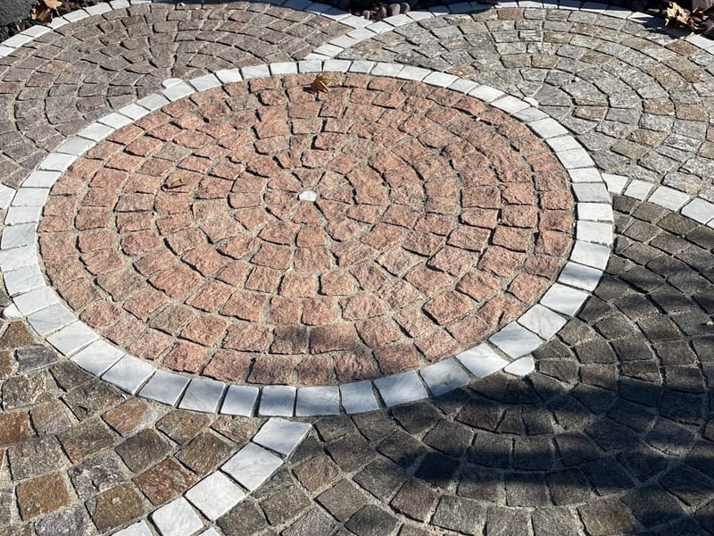 CREATIONS EN PIERRE DU LOT OU EN PAVE