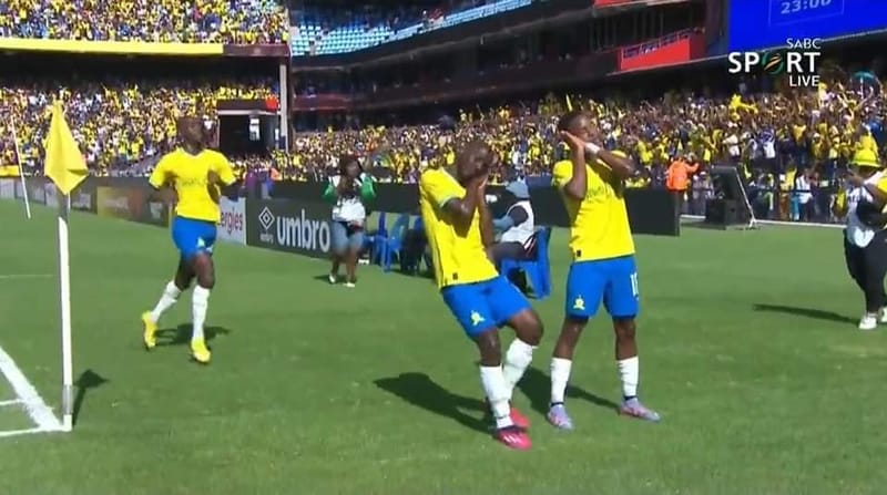 قبل مواجه هلال السودان صنداونز يلاعب اف سي