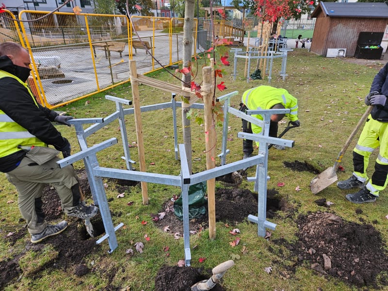 Parkbänka Virraskolan Upplands Väsby