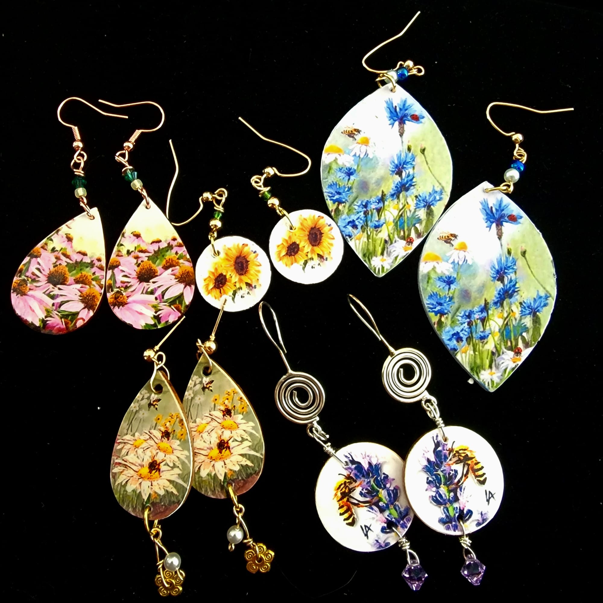 Various flower earrings