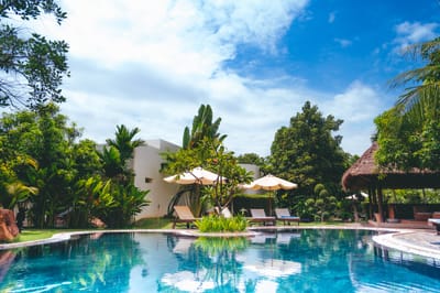 idées pour la décoration autour de votre piscine