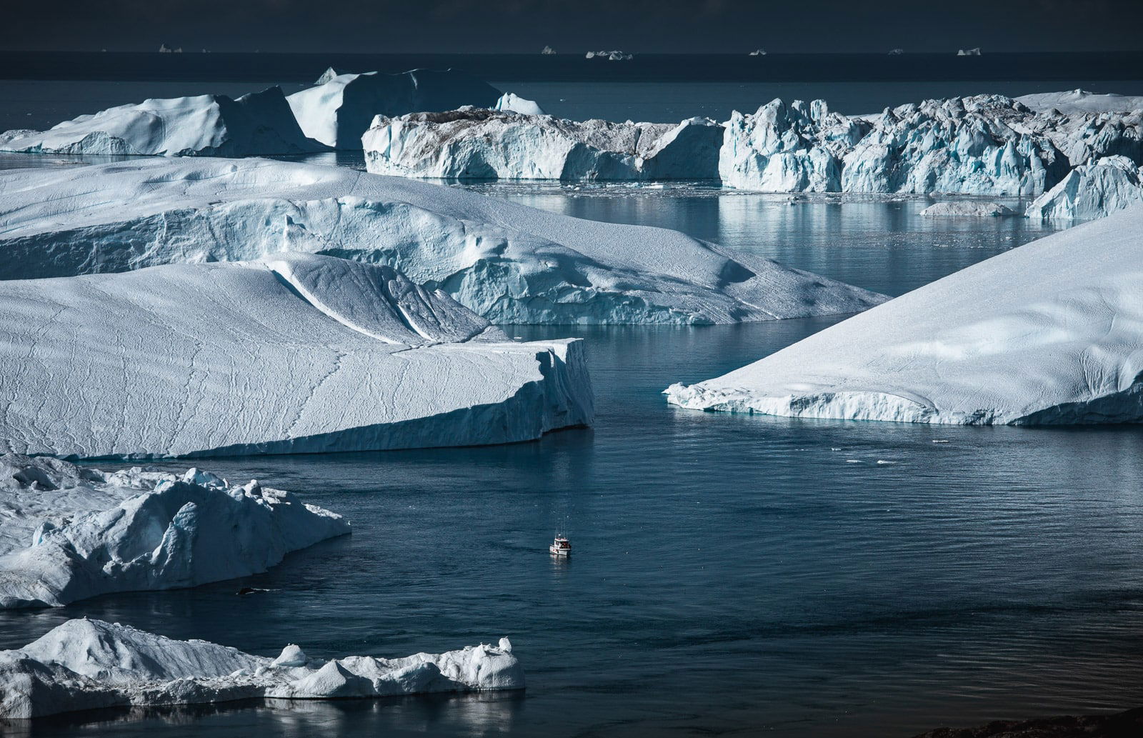 Cruzando el océano de polo a polo 