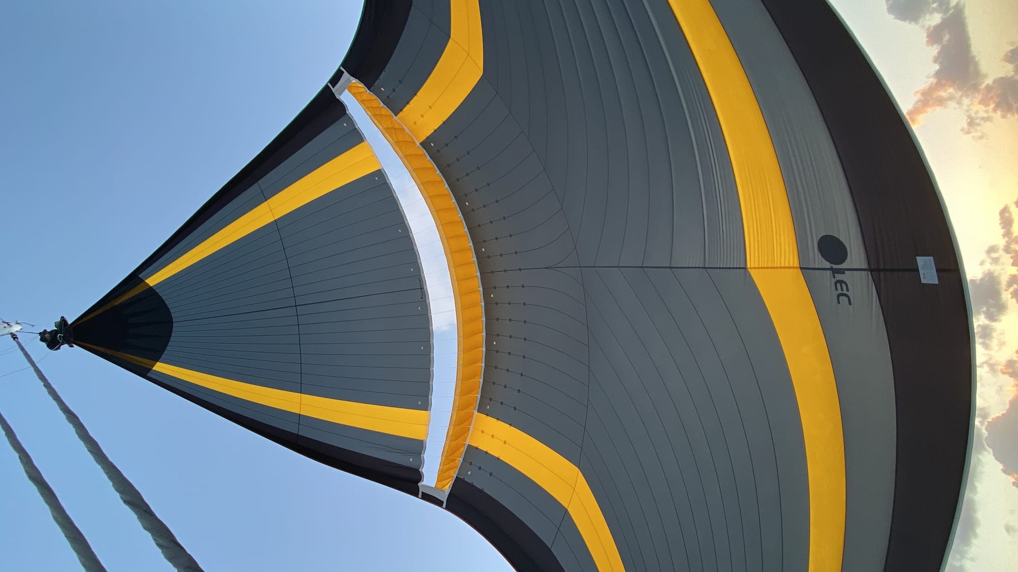 Cruce oceánico Neel 51 